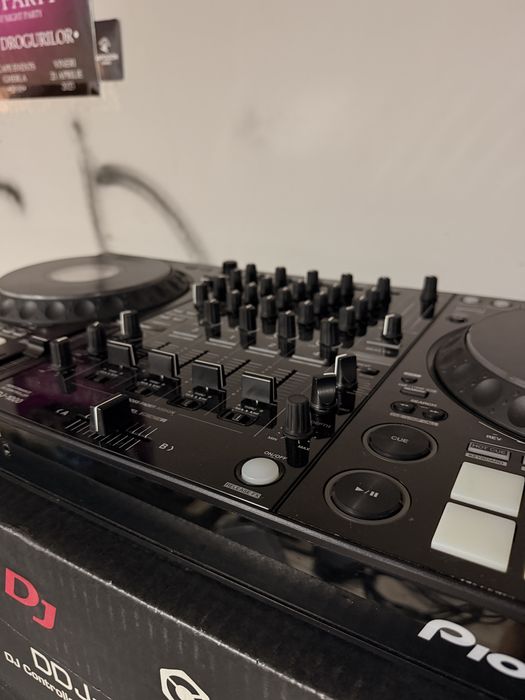 Consolă DJ Pioneer DDJ 1000