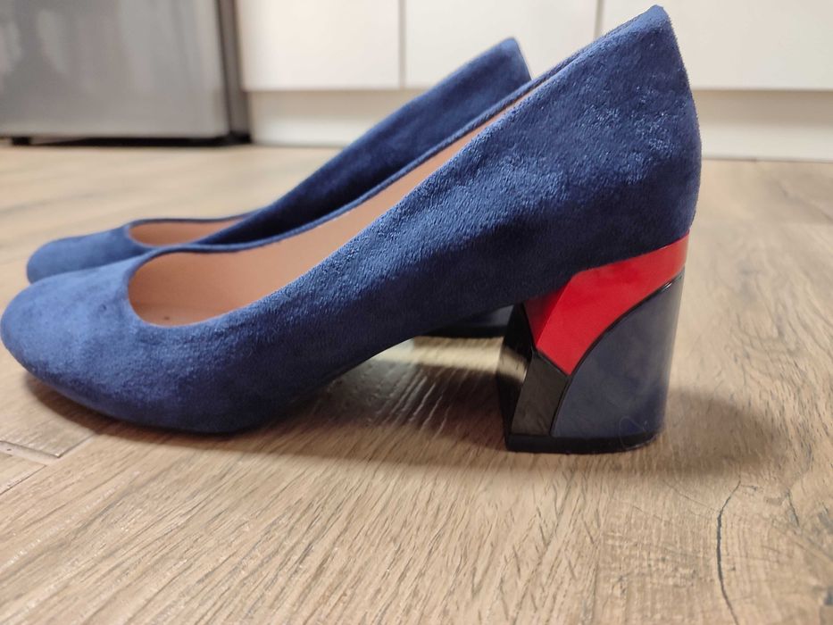 Сини Обувки от велур/ и черни обувки от естествена кожа