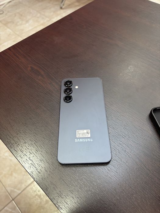 Samsung s25 128GB