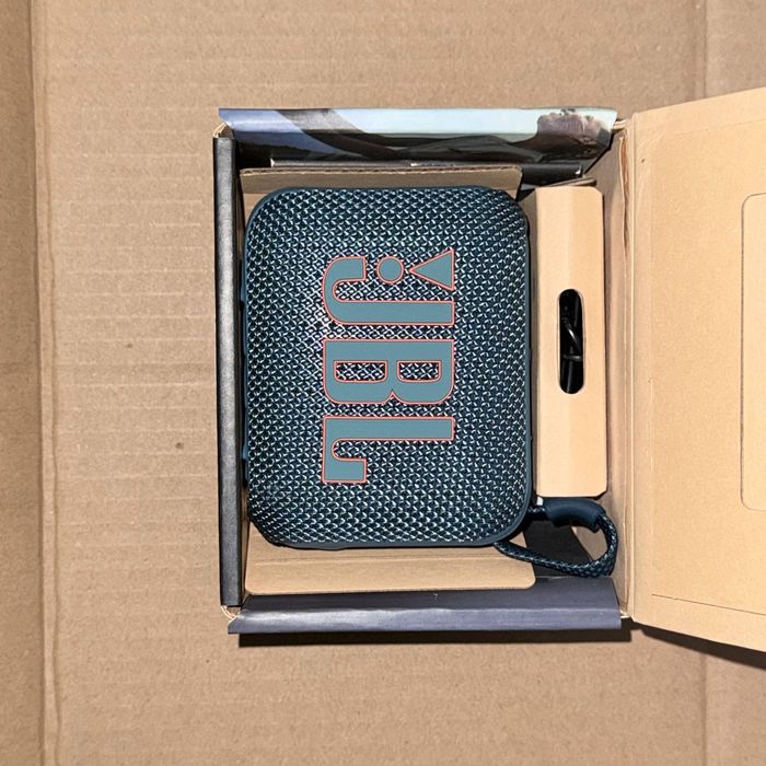 Колонка jbl go 4