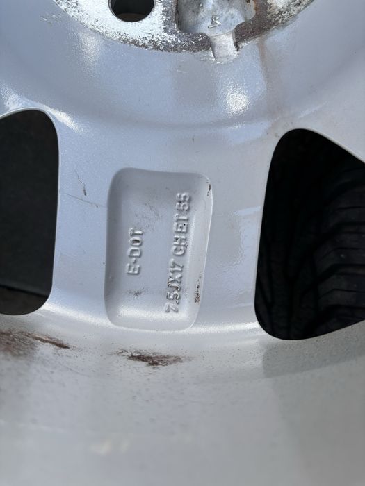 Джанти със зимни гуми за Land Rover.Jaguar,Ford,Volvo