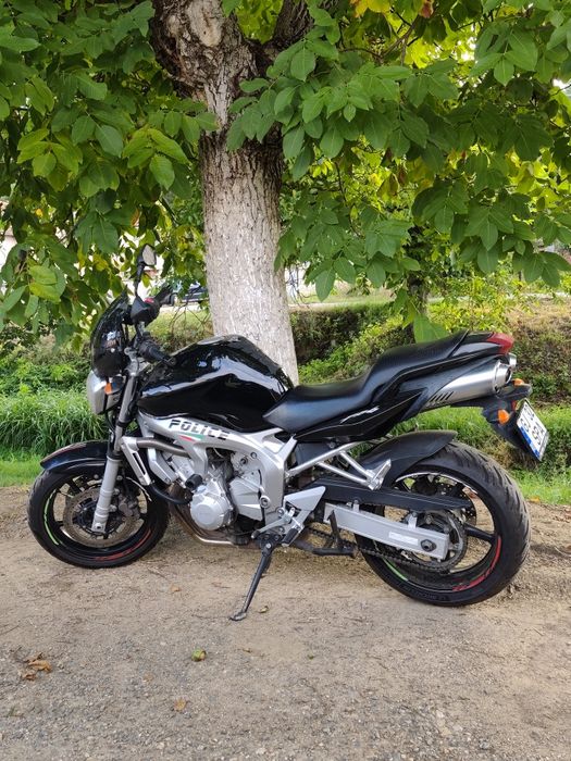 Vând Yamaha FZ6, an 2004, in stare excelenta!