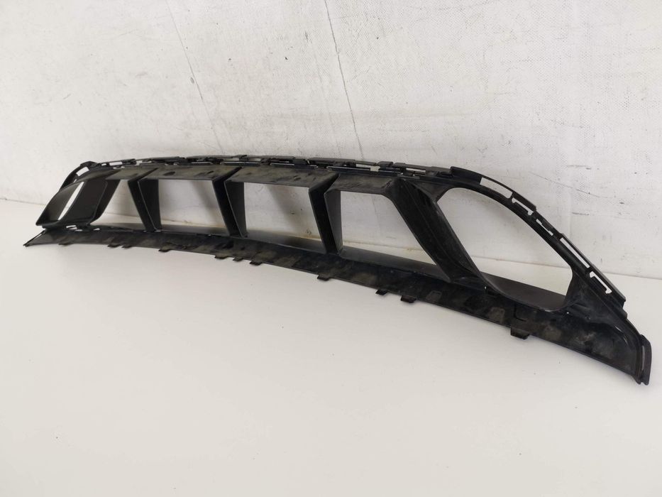 Долна решетка на предна броня Мерцедес-Бенц С-Клас / Mercedes-Benz S-C