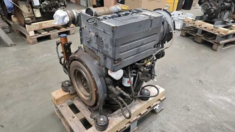Motor complet miniexcavator Deutz F3L1011F - Piese motor Deutz