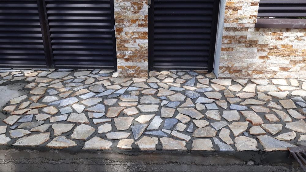 Vand si montez piatra naturala