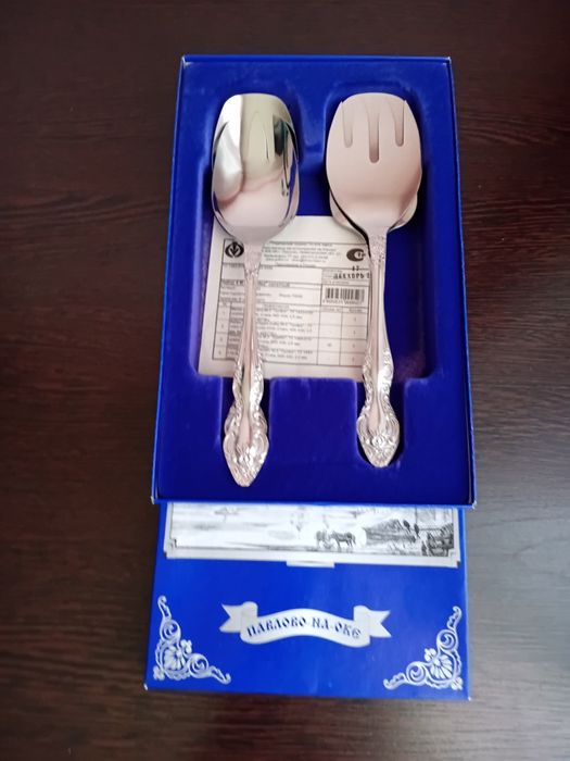 Продам столовые приборы