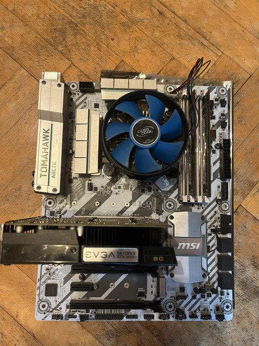 Intel i5 -6500 16 gig ddr4 ram , и Видео карта nvidia gtx 1050 ti