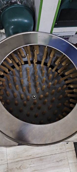 Tovuq patini tozalash aparati