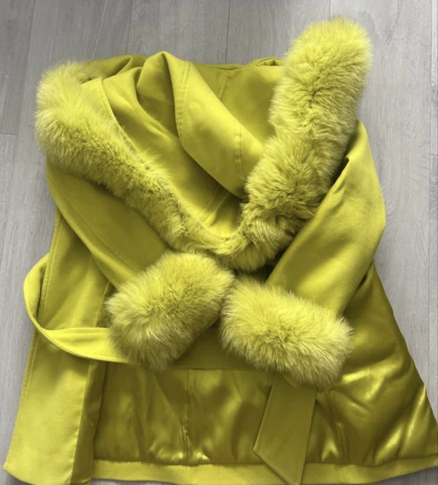 Haina cu blana naturala