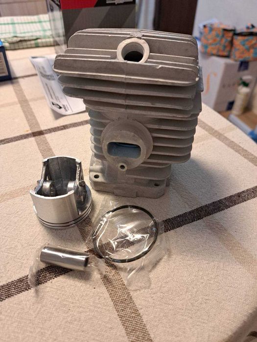 Комплект цилиндър и бутало за homelite csp4518