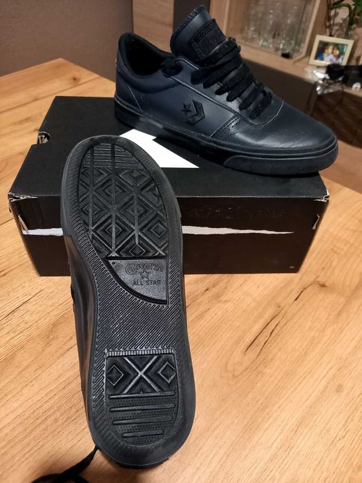 converse boulevard ox