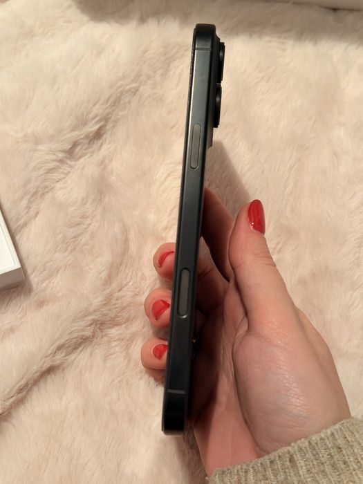 Vand iPhone 16 Pro Max 256GB, Negru