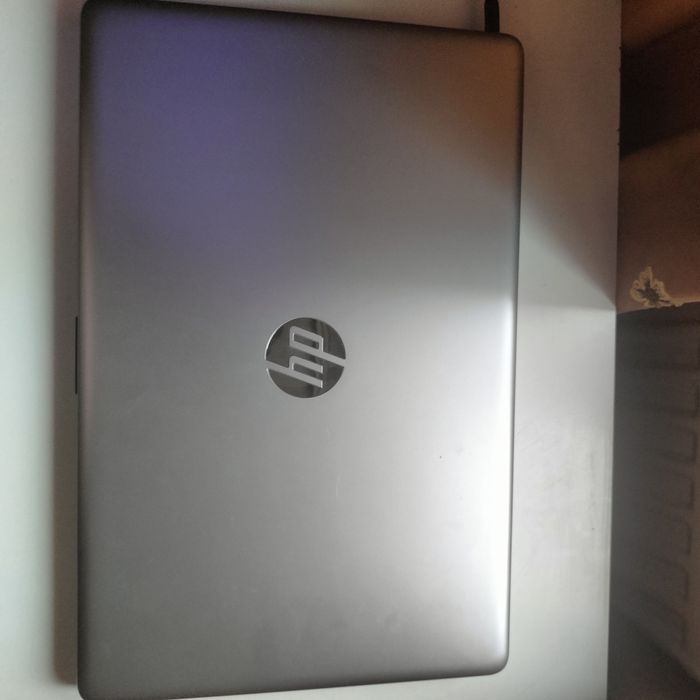 Laptop HP 255 G7