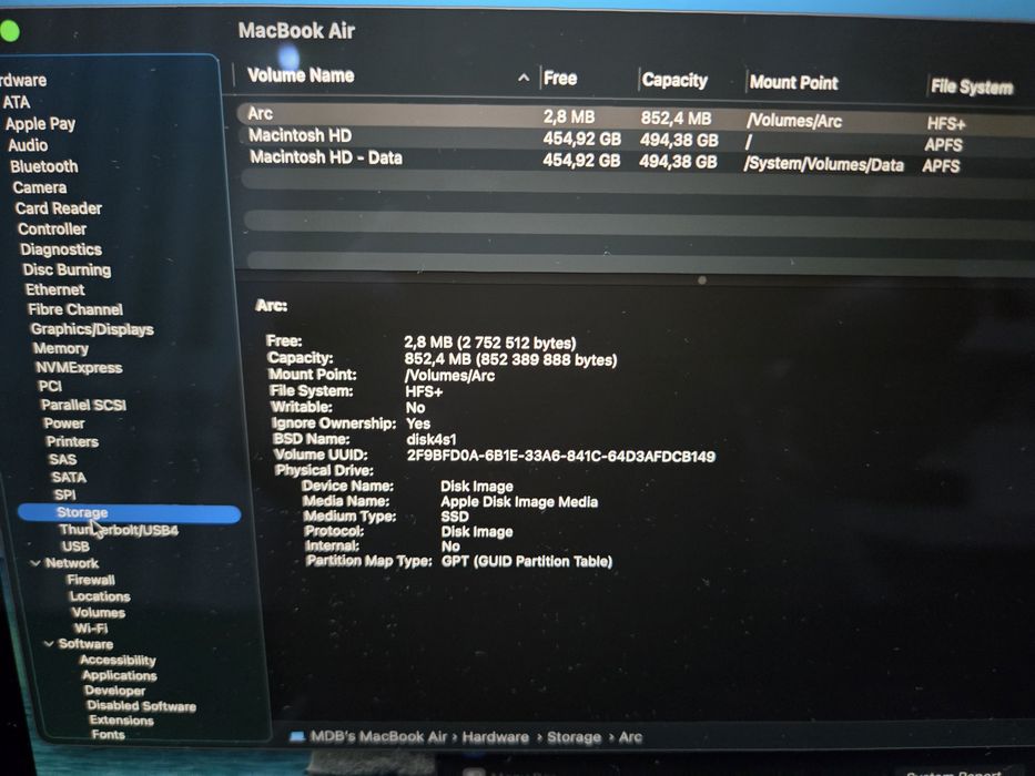 MackBook air  M1  8GB RAM, 512GB SSD