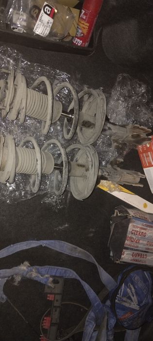 Амортизатор с пружиной буу