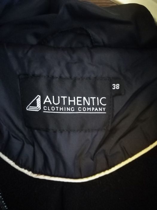 Дамско черно яке шушляк