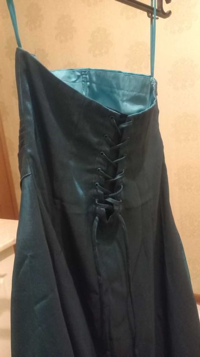 ВНчерние платья 44-46размера