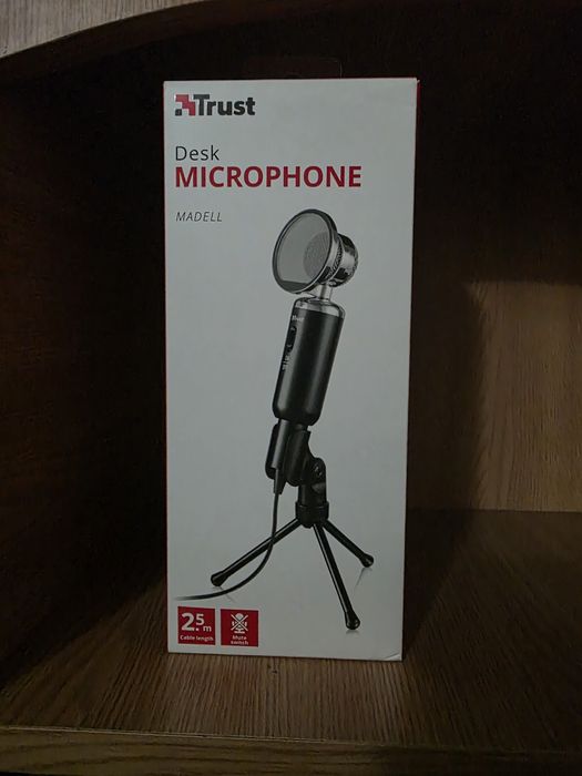 Vând periferice de gaming