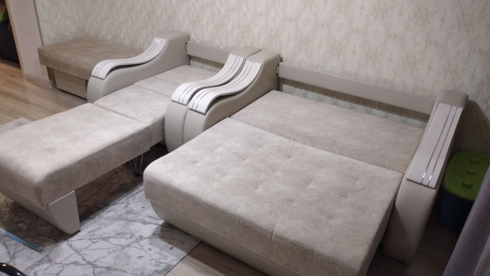 Комплект мягкой мебели