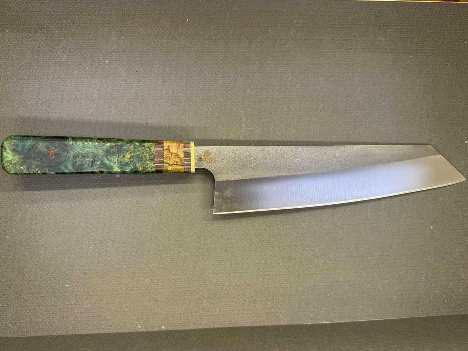 Японски ножове с квадратни дръжки - стомана N690