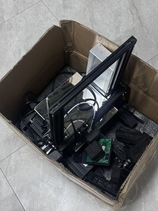3D-принтер Creality Ender 3 (в коробке)