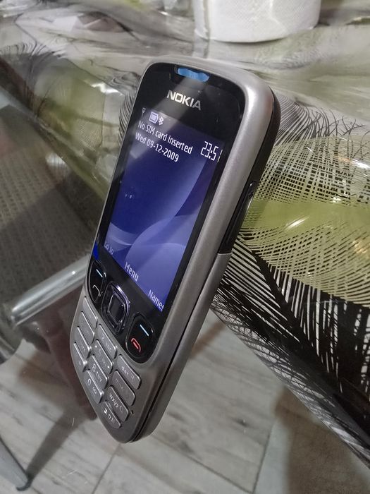 Vând telefontru Nokia 6303