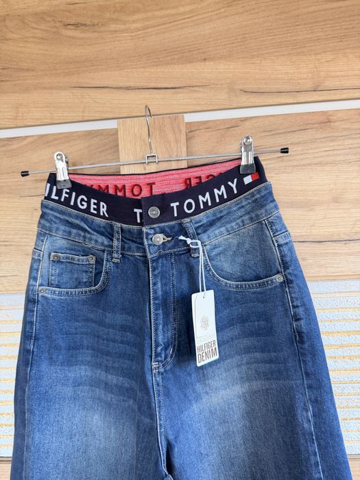 Страхотни дънки висока талия с ластик Tommy Hilfiger