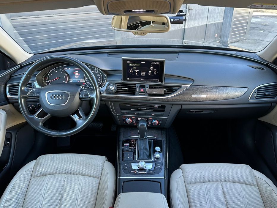 Audi A6 C7 2017 Automat • 133000 km • Piele crem• Navi • Cameră