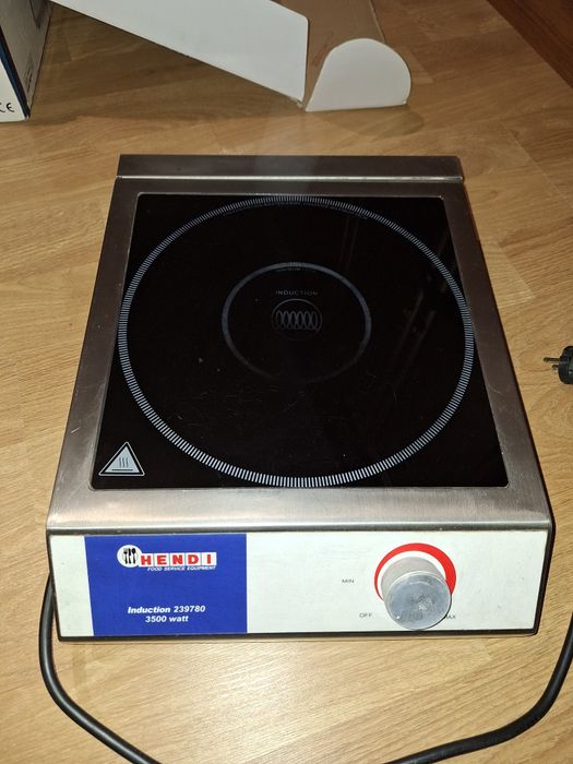 Vând plită inducție hendi