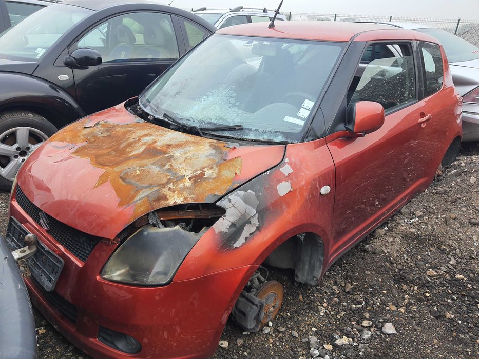 На части! Suzuki Swift 1.5