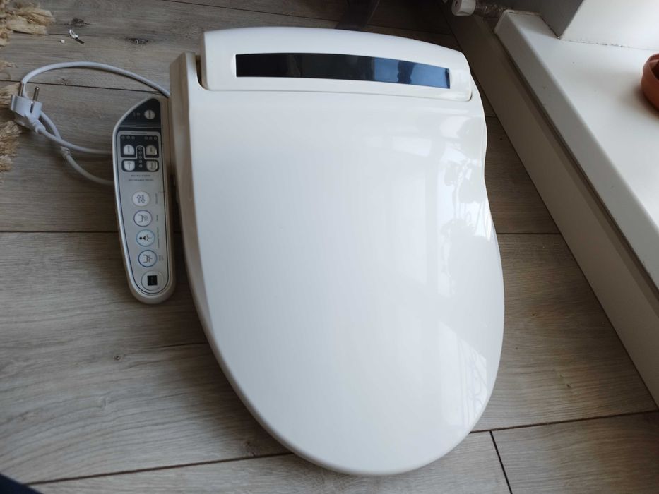 смарт-сиденье на унитаз