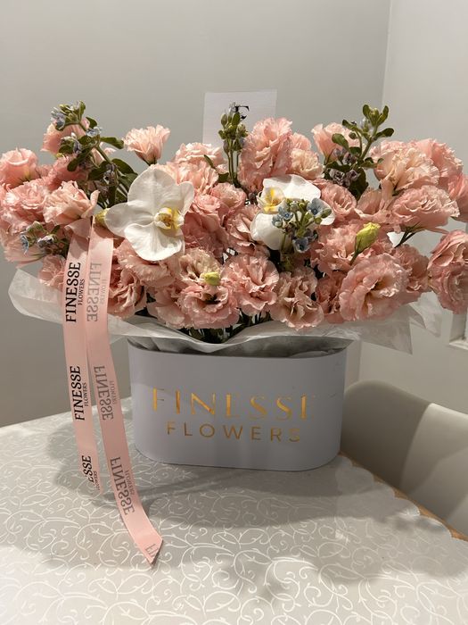 Букет Finesse flowerss