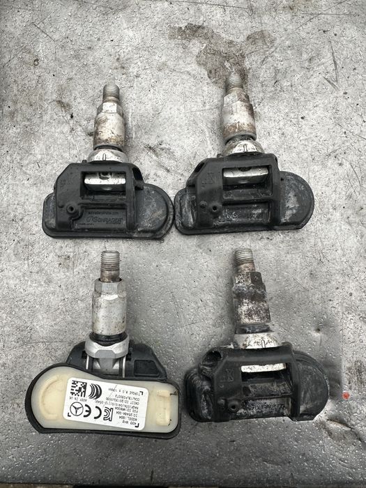 Оригинален Mercedes benz TPMS датчик за налягане на гумите ниво