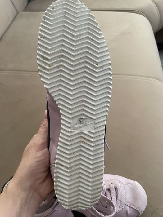 Маратонки Nike.