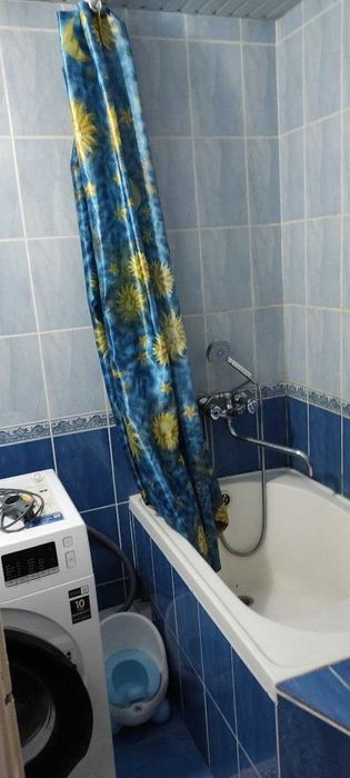 Продажа от собственника. Юнусабад 2 кв, 2/4/4, 58 м².