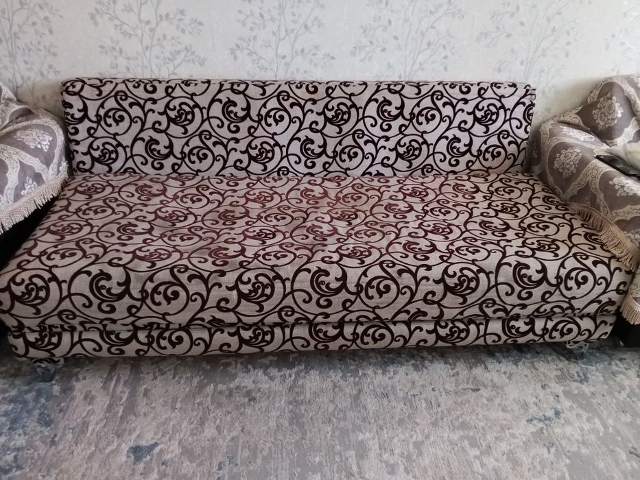 Диван тахта , раздвижной