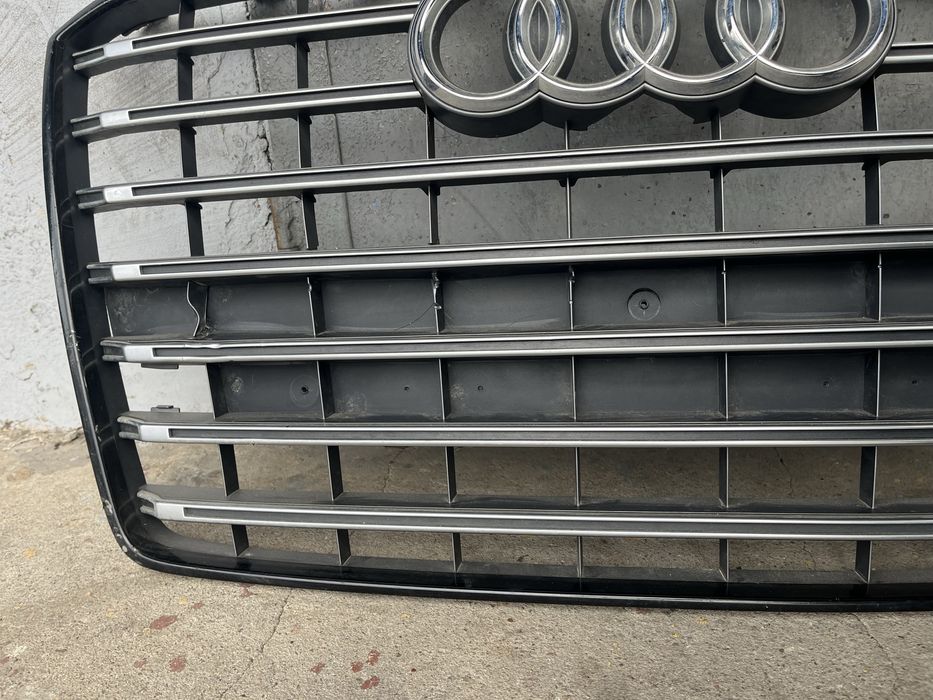 Решетка за Audi A8 S8 D4 Matrix Facelift