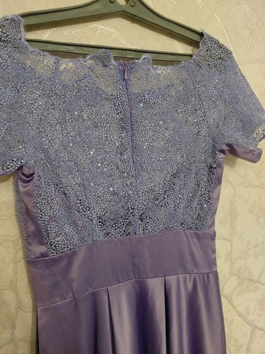 Вечернее платье или на выпускной