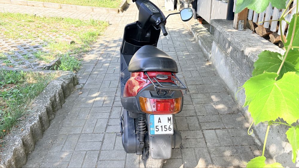 Скутер Yamaha jog3
