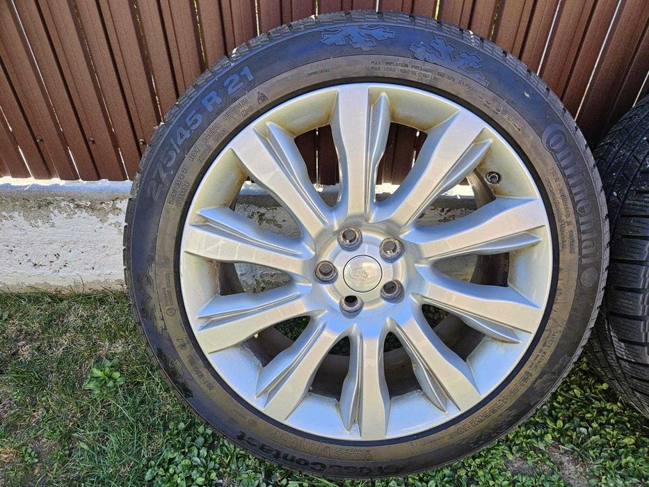 Jante originale Range Rover echipate cu anvelope iarna Continental CrossContact