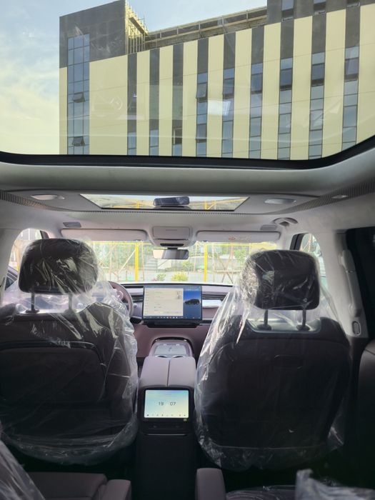 Xpeng GX Ultra Flagship power plus REV gibrid 2026 Range Rover Xitoy