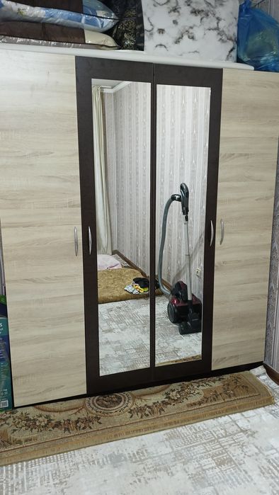 Продам шифоньер в отличном состоянии