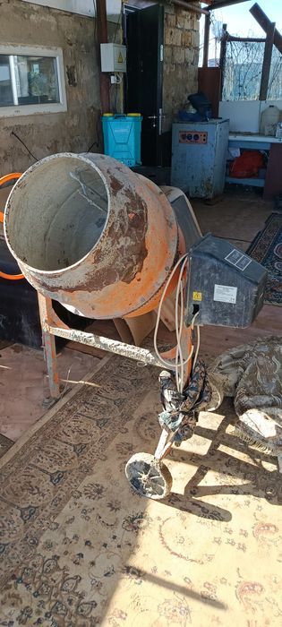 Бетона мешалка 180