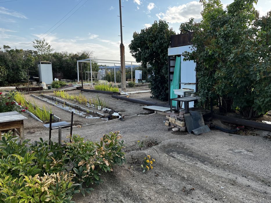 Продается дача на 1-ой водоколонке