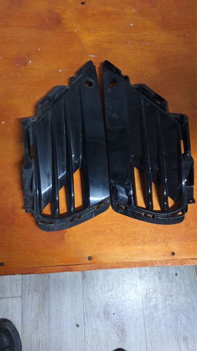 Решетка для авто