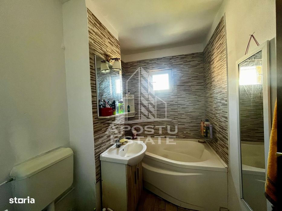 Apartament 3 camere,etaj 3,zona UMT