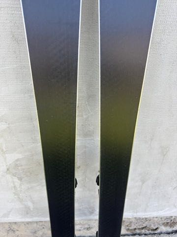 Ski Schiuri all-mountain carve Kastle MX75 158 cm