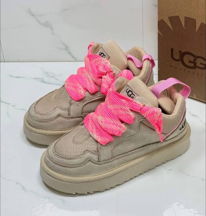 Adidasi dama UGG