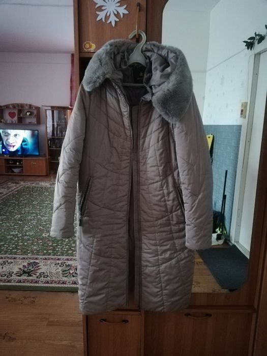 Продам зимнюю куртку