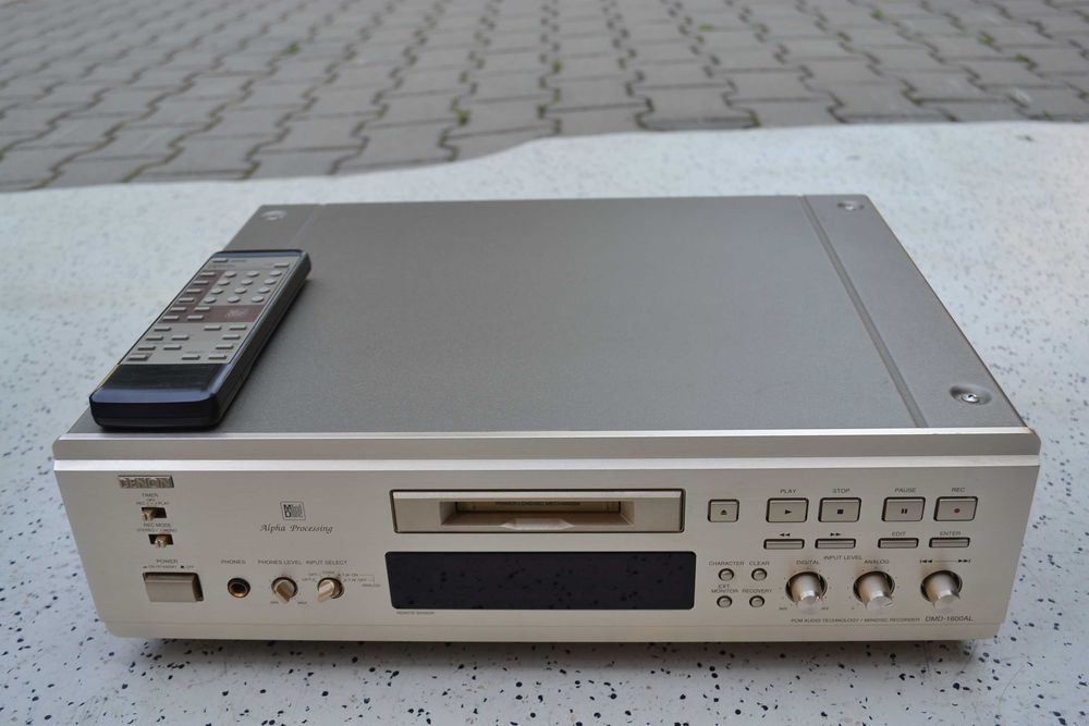 Minidisc Denon DMD-1600AL cu telecomanda